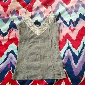 Hollister Must have Layering Cami